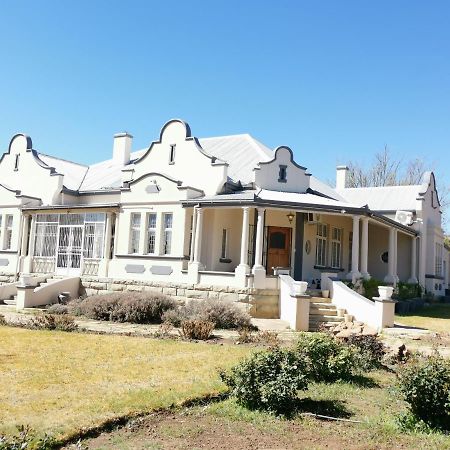 Lucolo Palace B&B Aliwal North Bagian luar foto